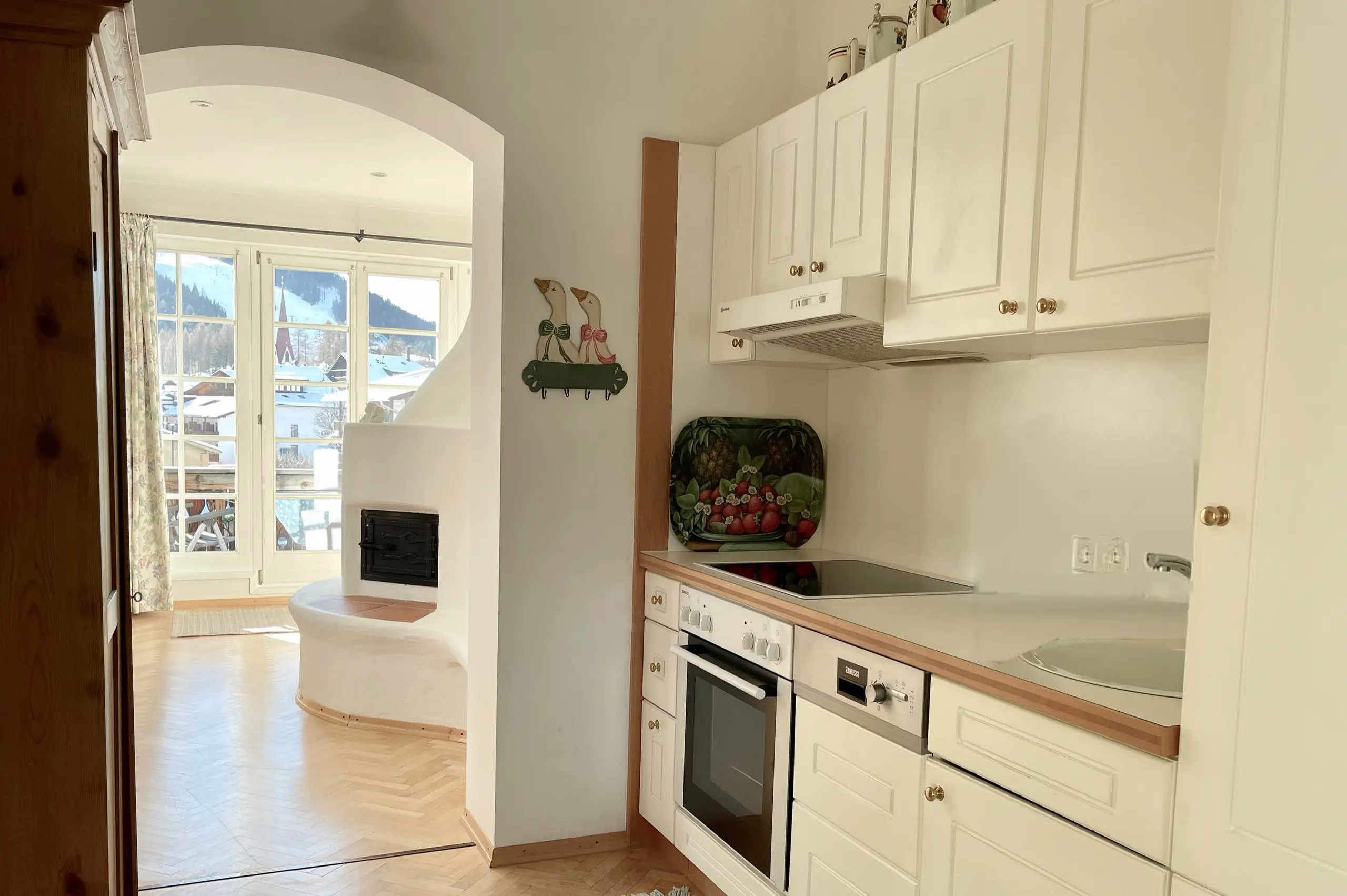 Apartamento 5 · Ático – Cocina compacta