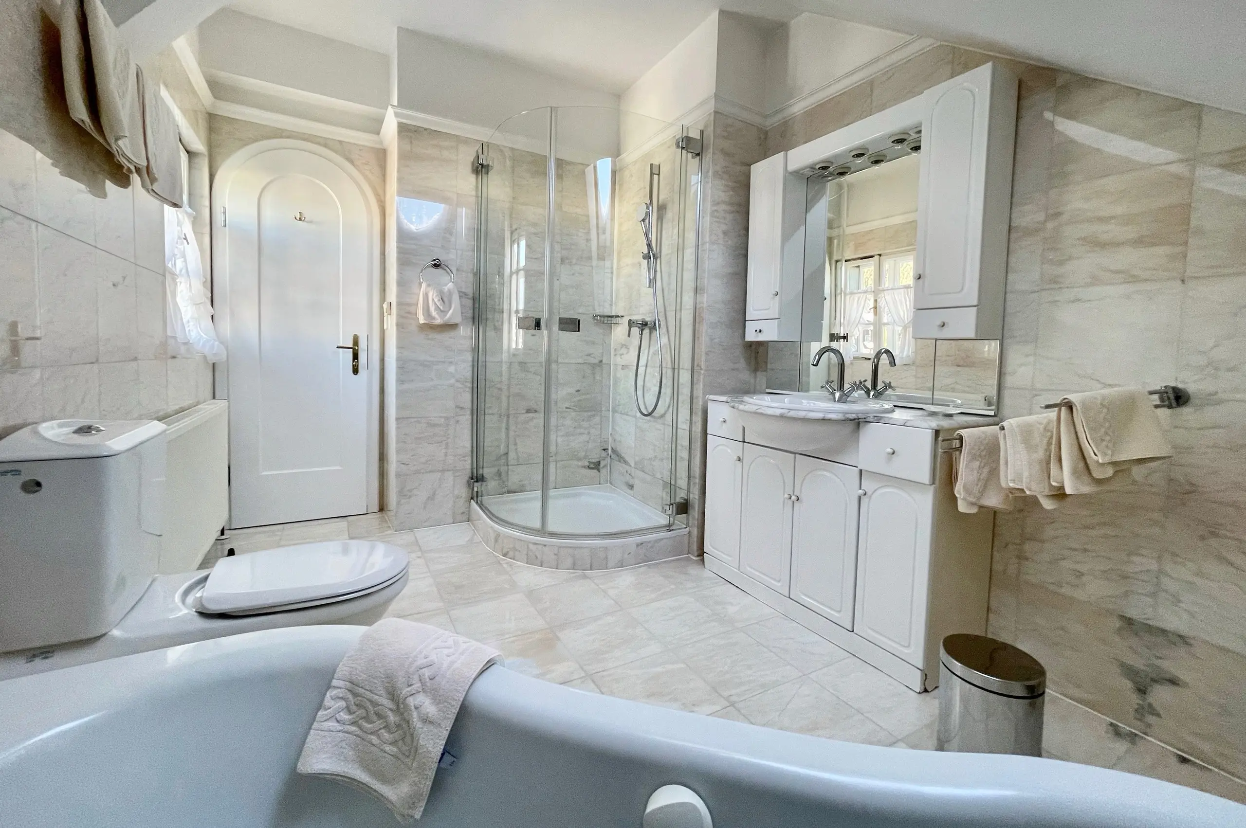 Apartamento 5 · Ático – Baño