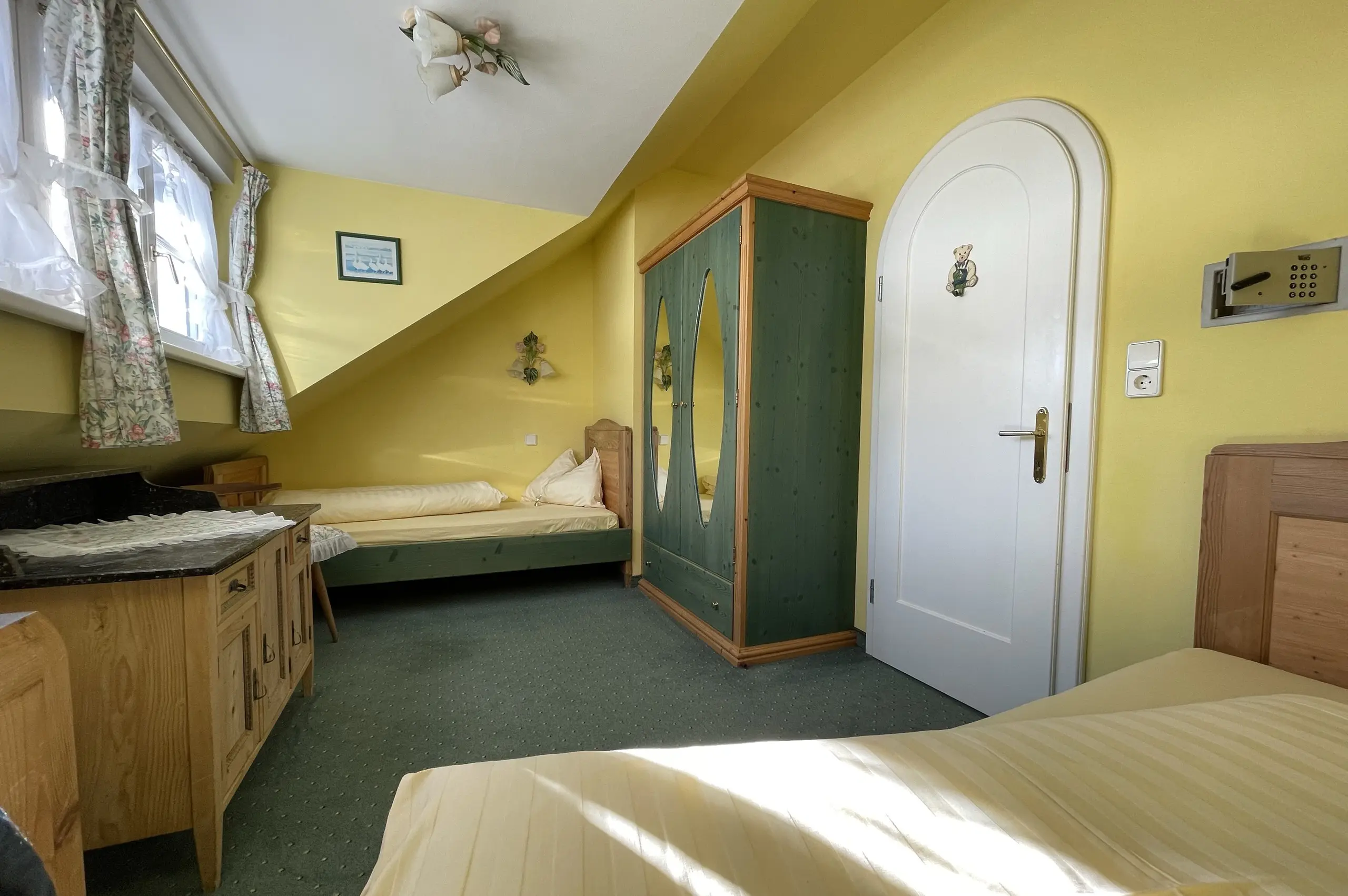 Apartamento 5 · Ático – Dormitorio
